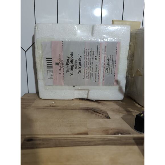 Hamilton Collection Dragon Figurine, Fiery Youngbloods, Si Starsky Figurine - Picture 6 of 6